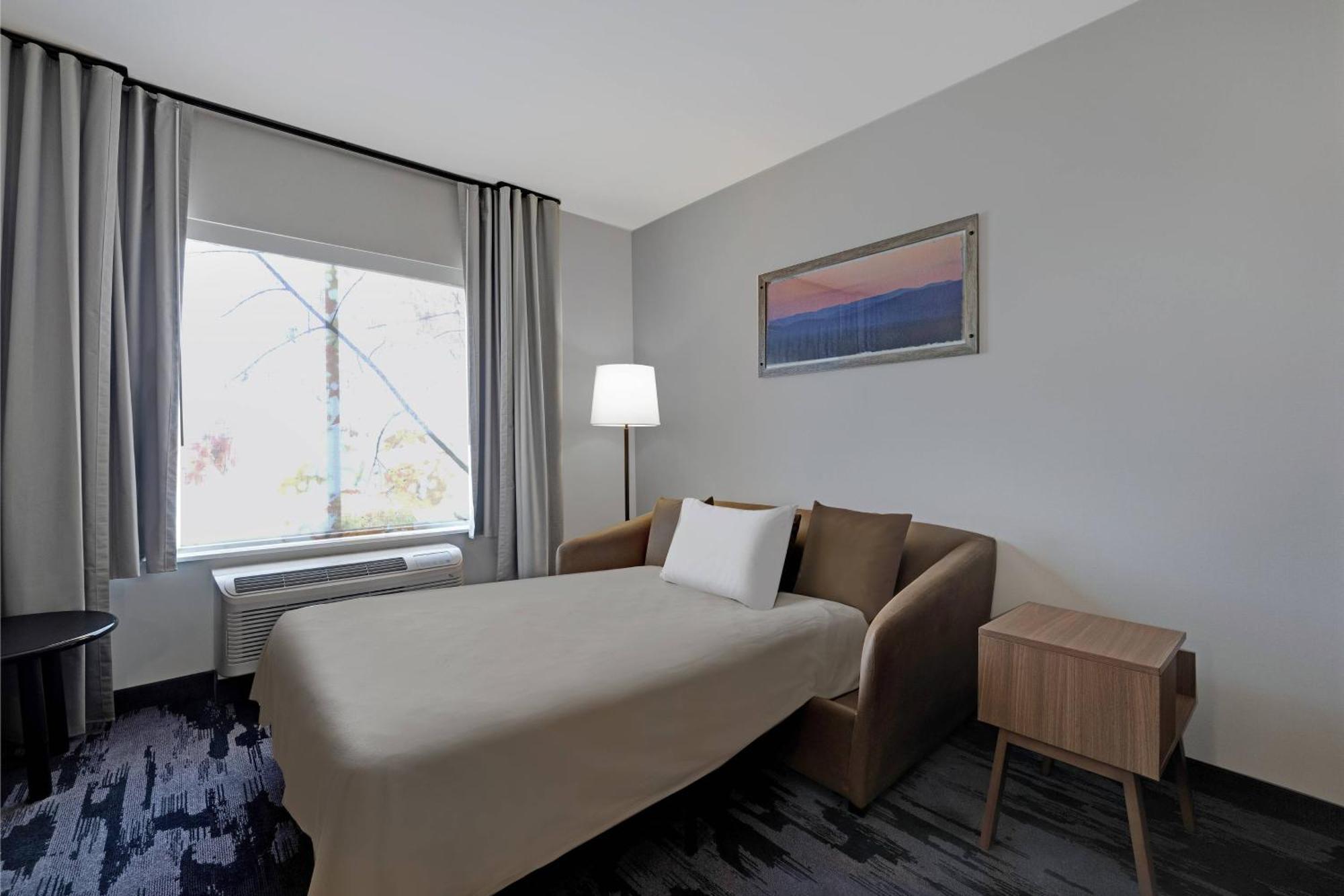 Fairfield Inn & Suites By Marriott Milwaukee Брукфілд Екстер'єр фото