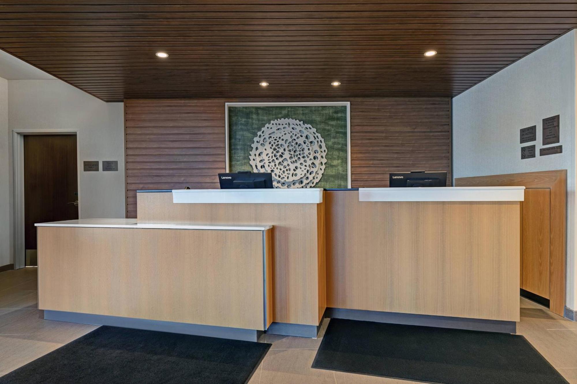 Fairfield Inn & Suites By Marriott Milwaukee Брукфілд Екстер'єр фото